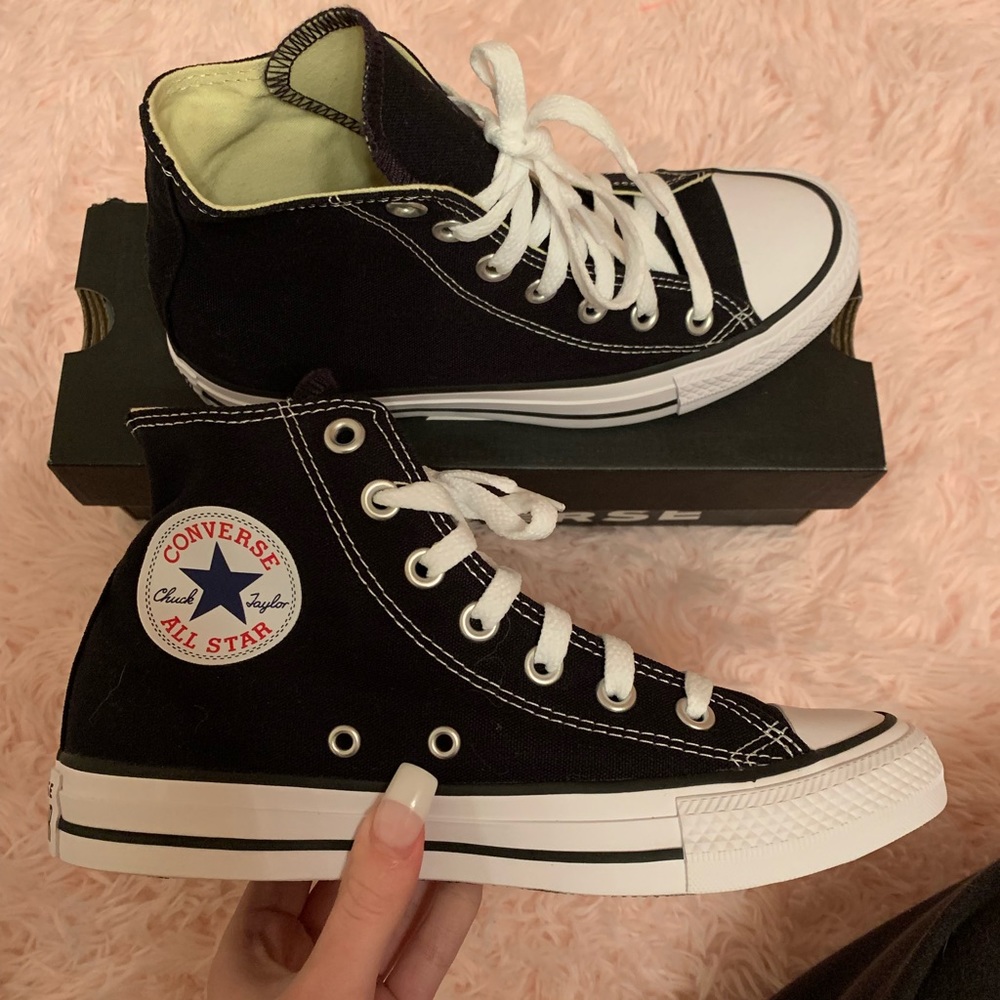 brand new black converse